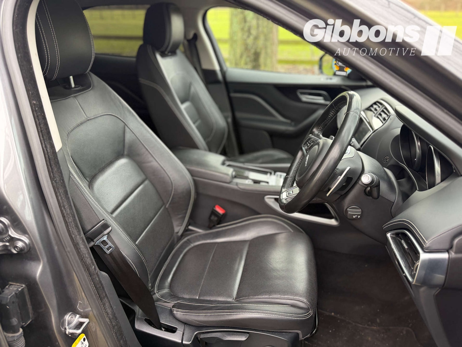 Used Jaguar F-Pace 2017 for sale - 77139238: Photo 17