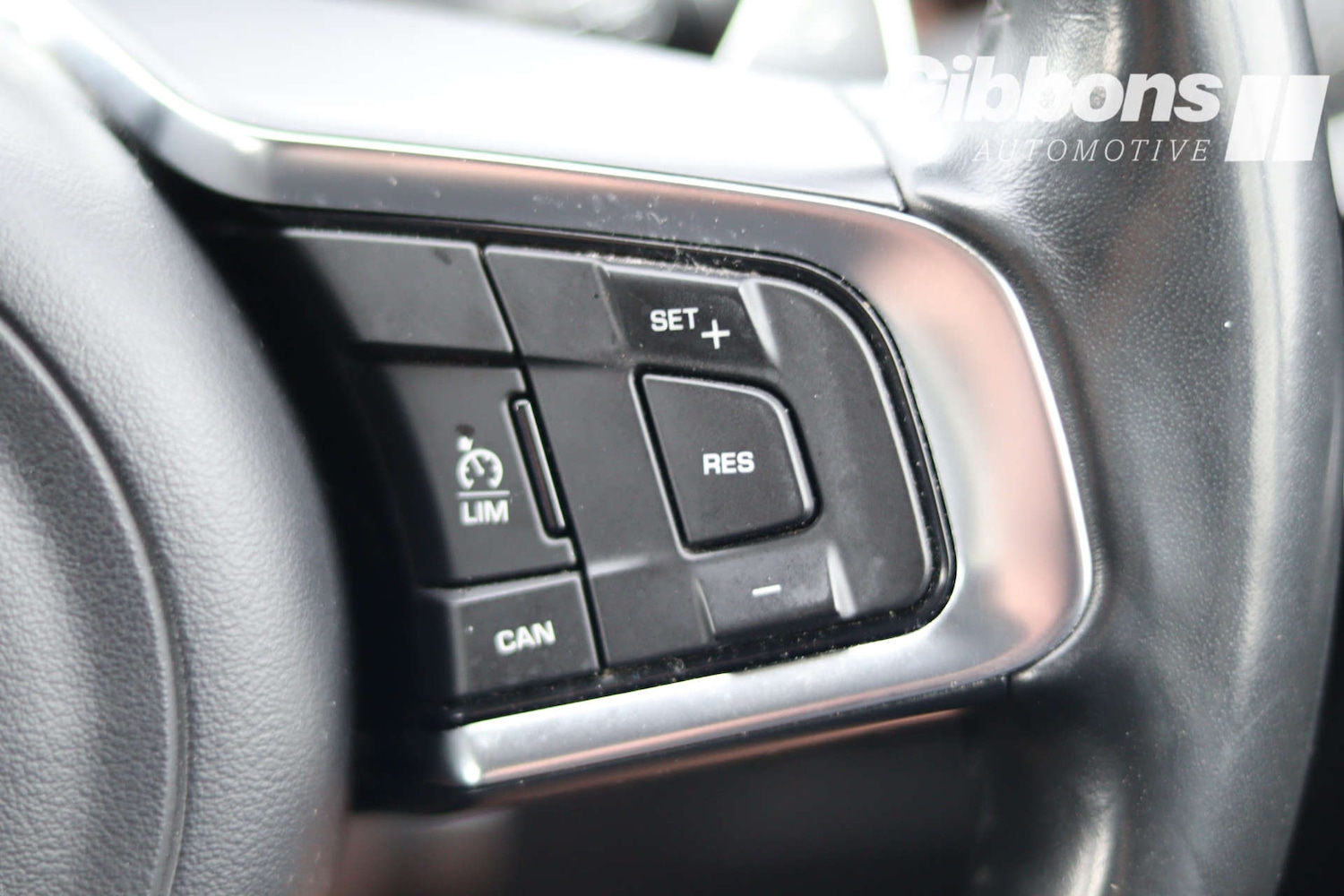 Used Jaguar F-Pace 2017 for sale - 77139238: Photo 26