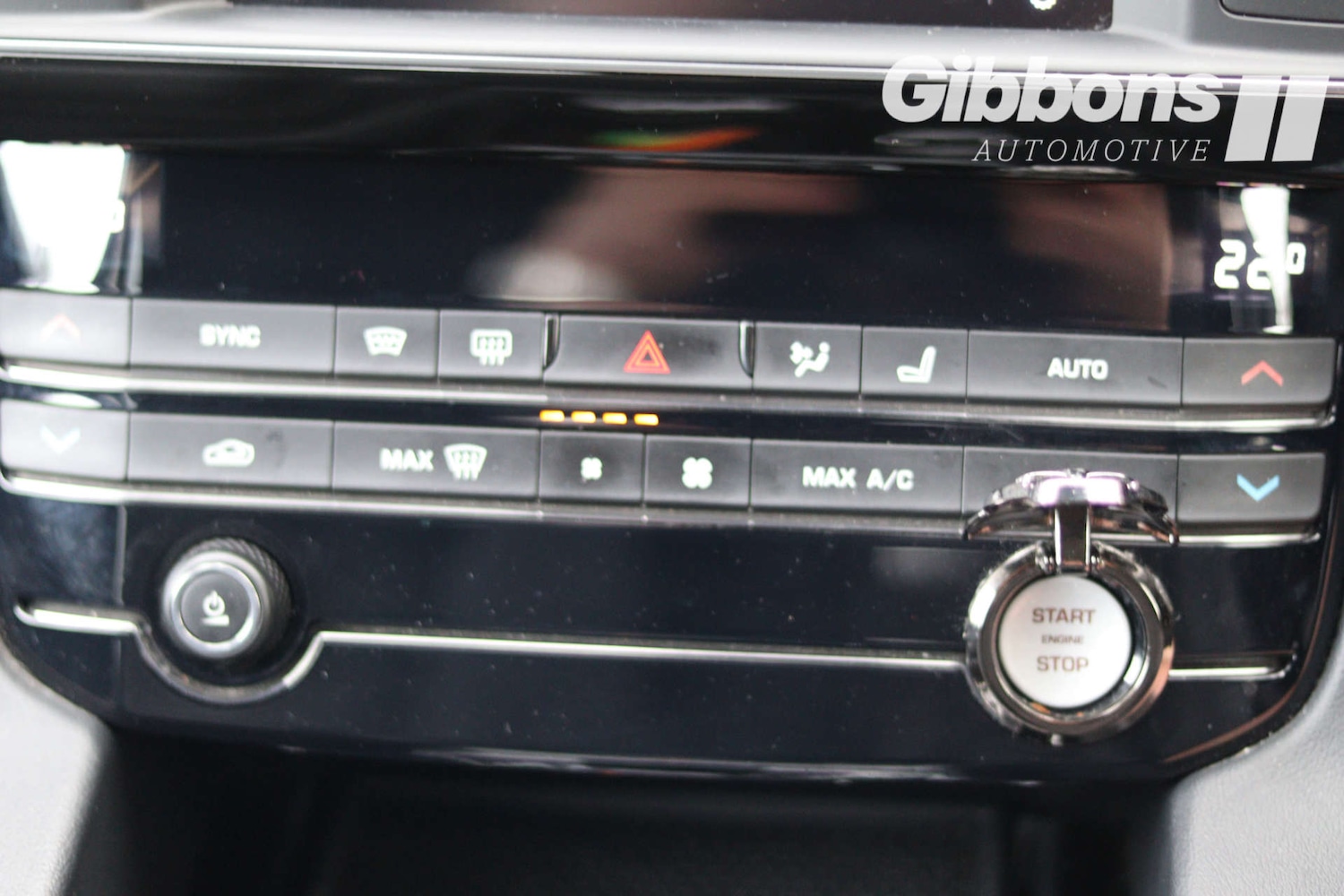 Used Jaguar F-Pace 2017 for sale - 77139238: Photo 34