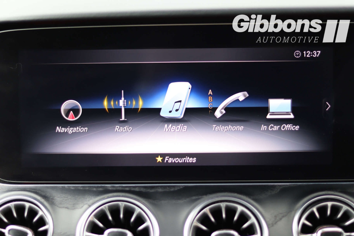 Used Mercedes-Benz E Class 2018 for sale - 77129071: Photo 40