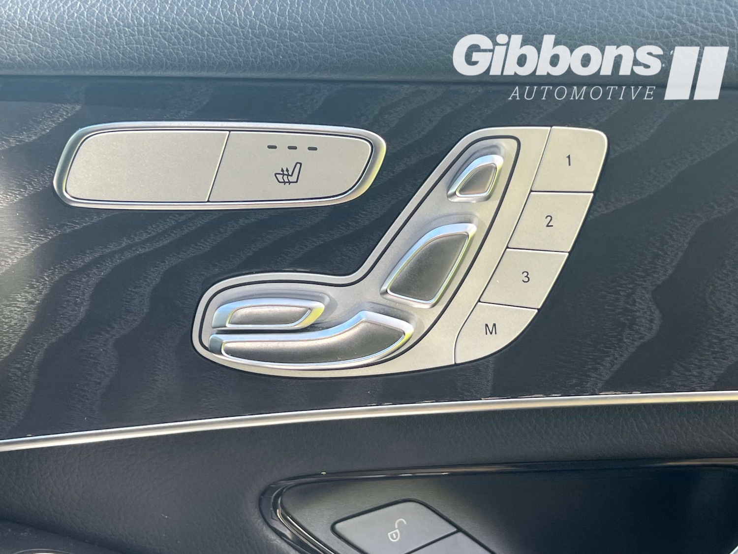 Used Mercedes-Benz GLC 2018 for sale - 76530915: Photo 31