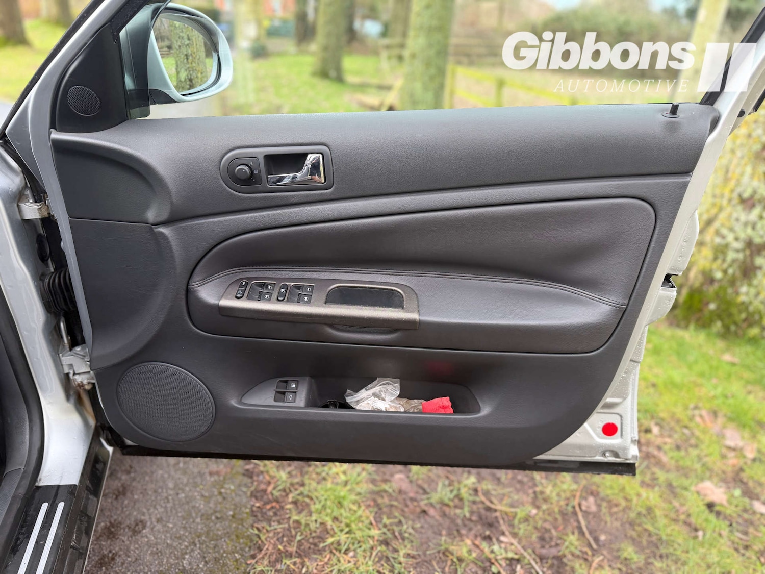 Used Volkswagen Passat 2004 for sale - 77148690: Photo 28