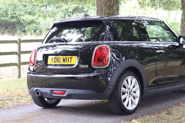 Used MINI Hatch 2018 for sale - 75597440: Photo 13