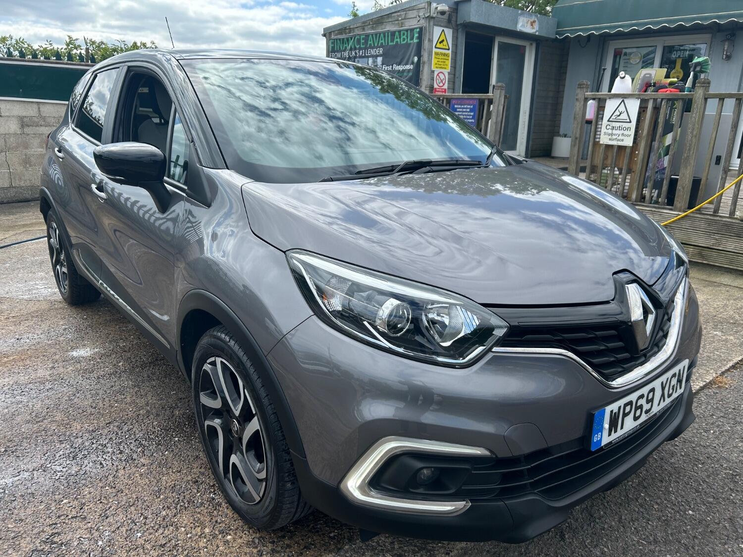 Used Renault Captur 2019 for sale - 76794385: Photo 4