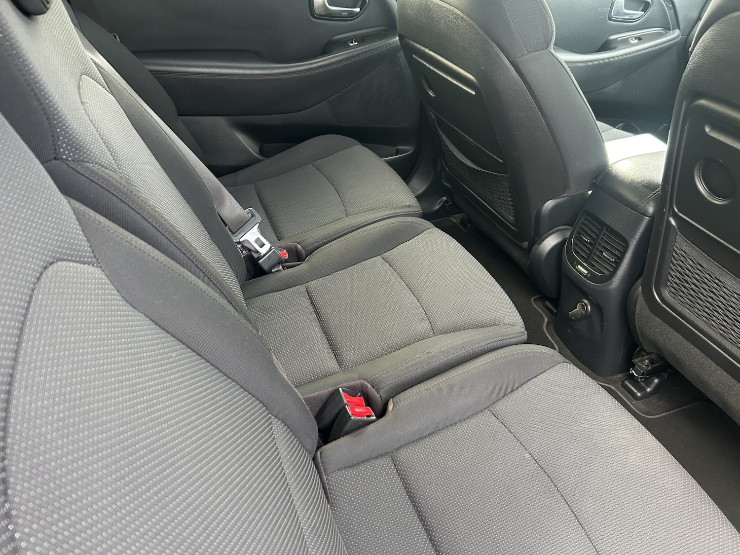 Used Kia Carens 2014 for sale - 76517773: Photo 4