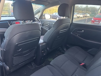 Used Kia Carens 2014 for sale - 76517773: Photo