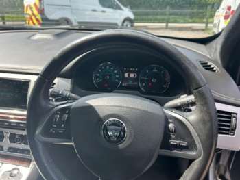 Used Jaguar XF 2015 for sale - 74932148: Photo