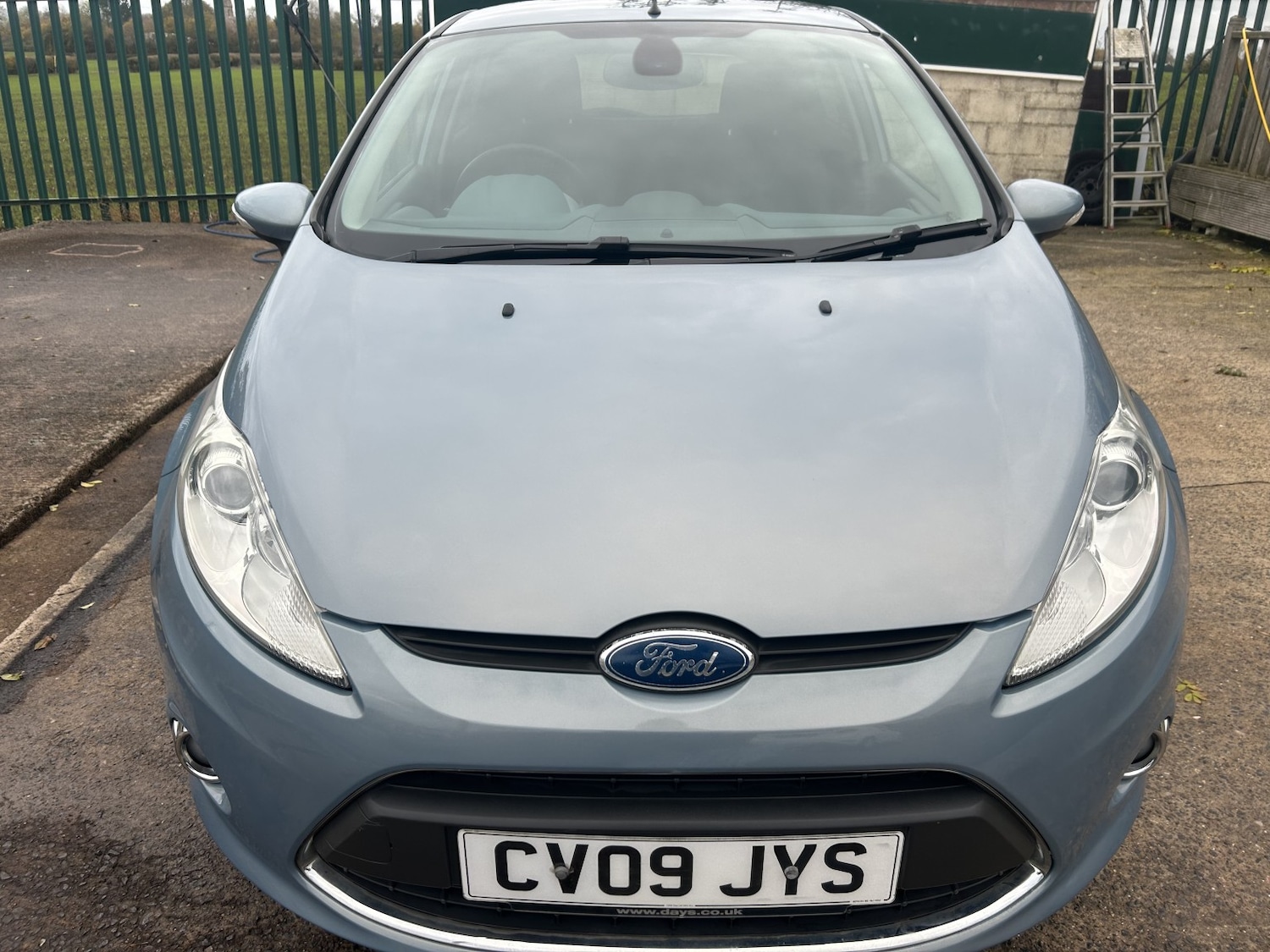 Used Ford Fiesta 2009 for sale - 76387353: Photo 2