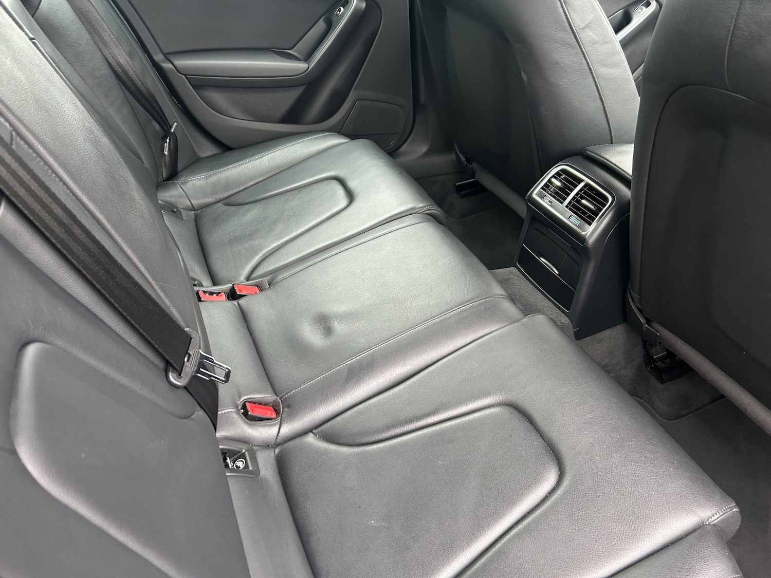 Used Audi A4 2014 for sale - 76407478: Photo 11