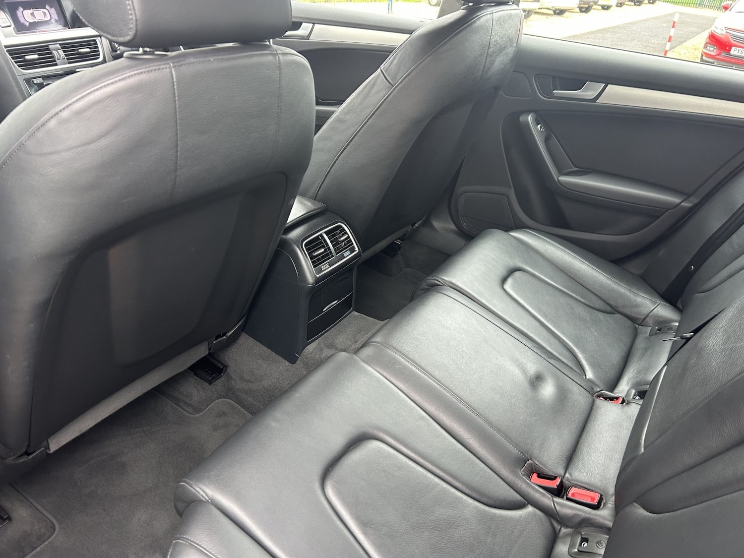 Used Audi A4 2014 for sale - 76407478: Photo 12