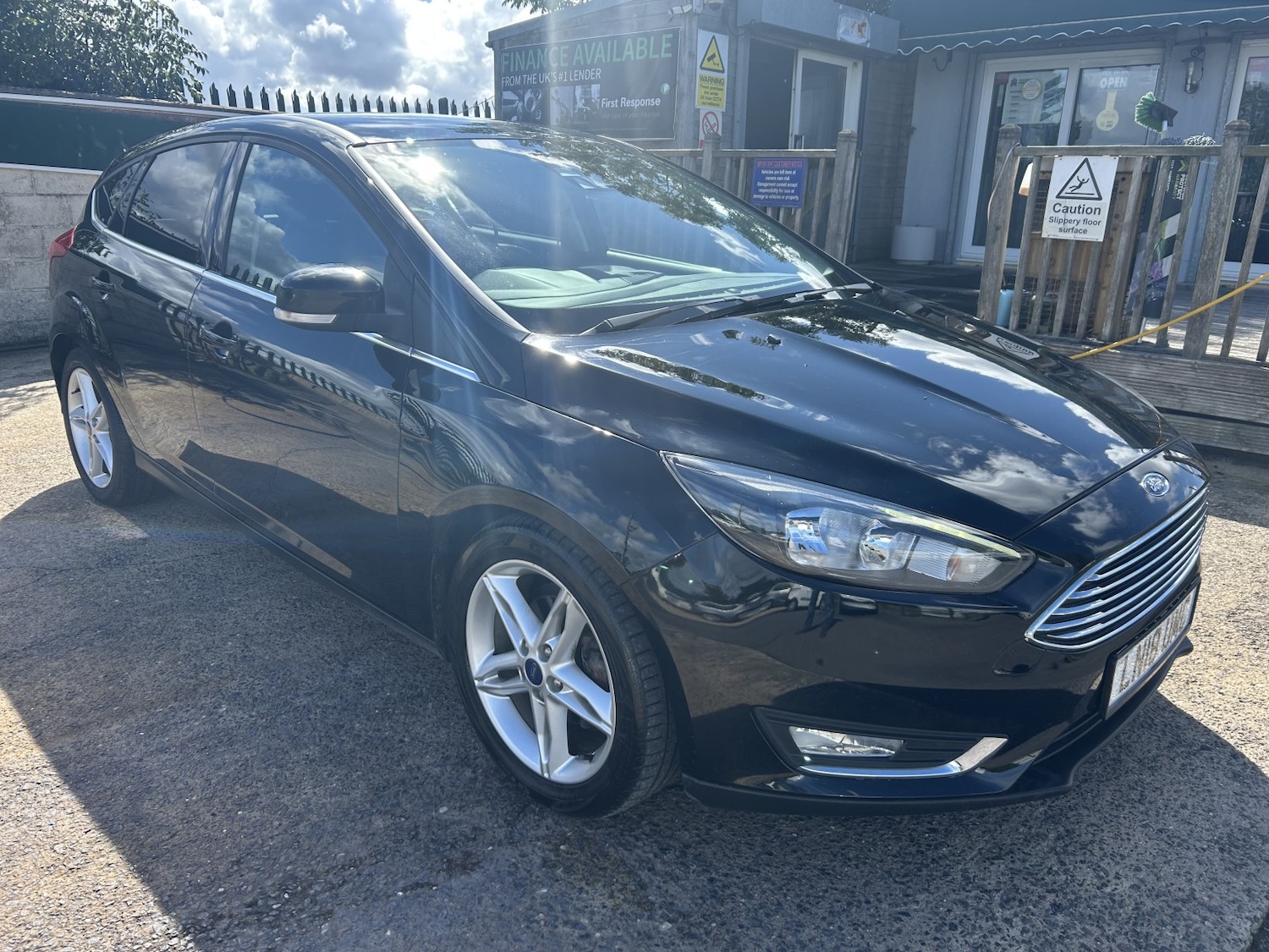 Used Ford Focus 2018 for sale - 76455496: Photo 1