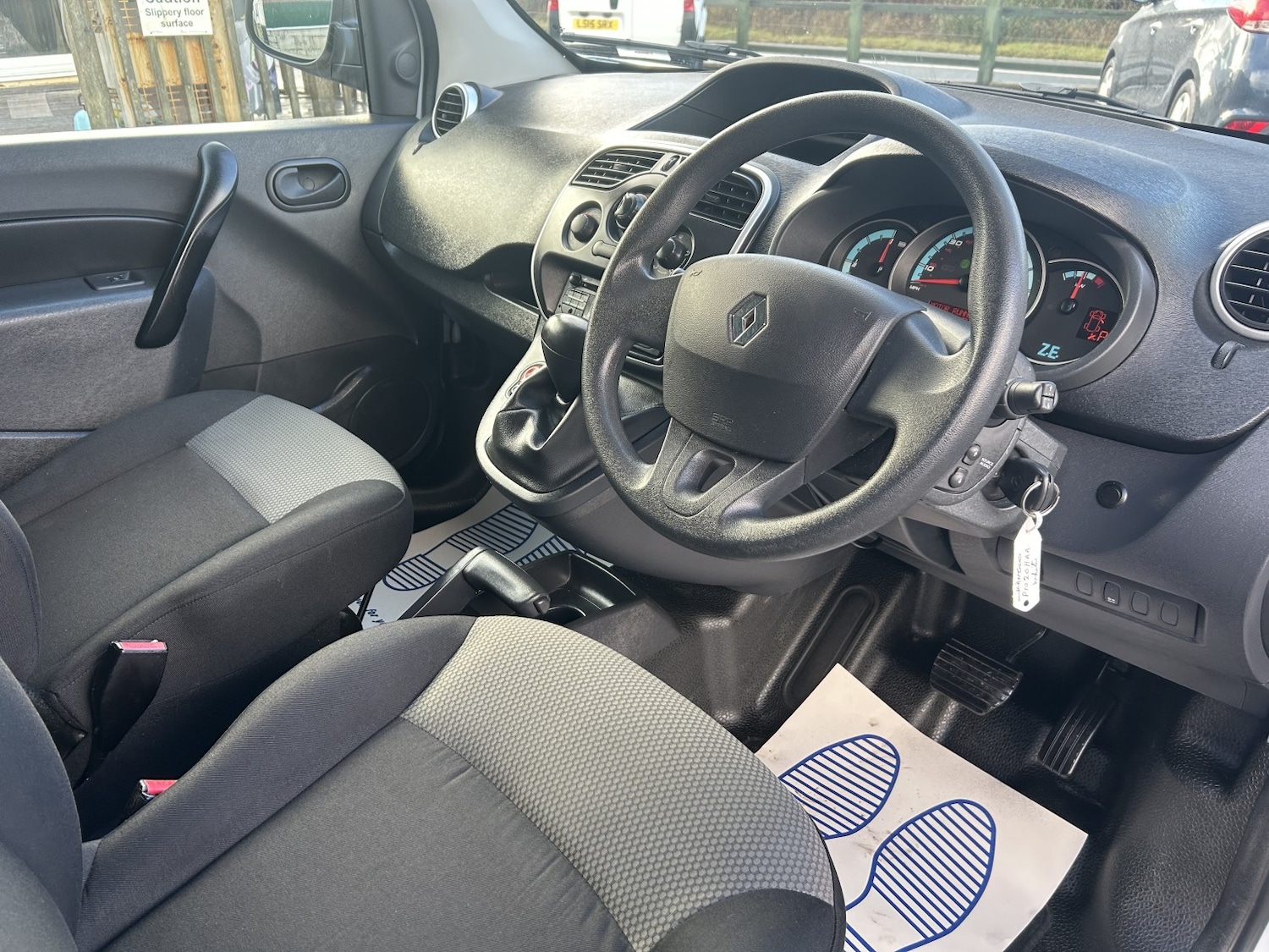 Used Renault Kangoo 2020 for sale - 76712377: Photo 9