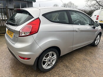 Used Ford Fiesta 2014 for sale - 77233801: Photo