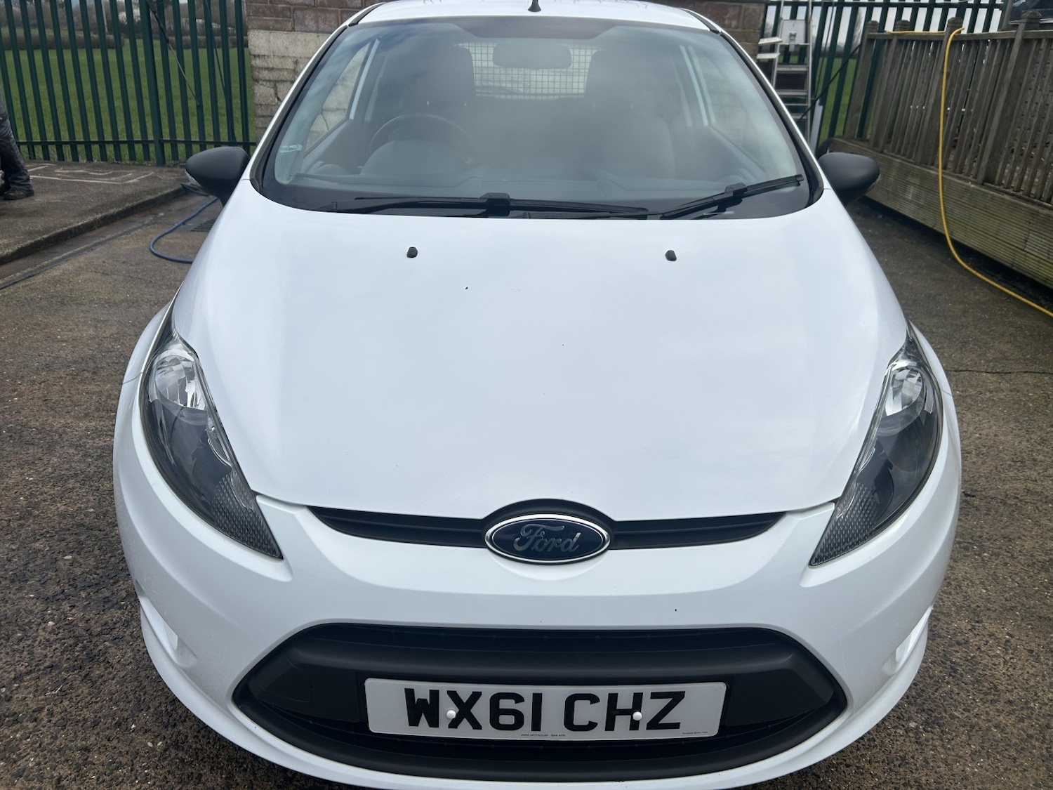 Used Ford Fiesta 2011 for sale - 77921266: Photo 2