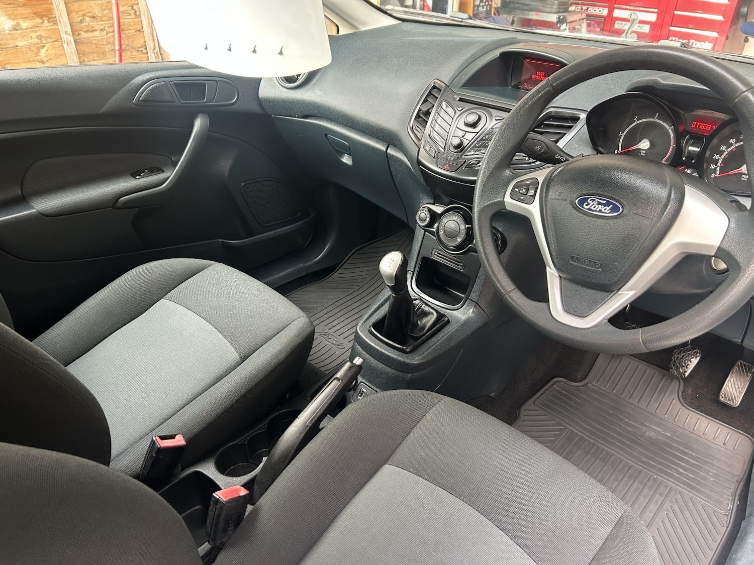 Used Ford Fiesta 2011 for sale - 77921266: Photo 9