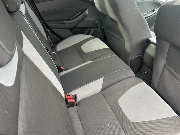 Used Ford Focus 2012 for sale - 76253001: Photo 4