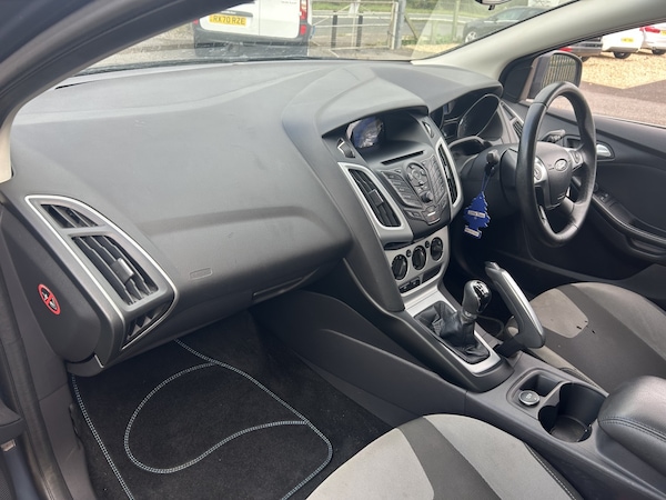 Used Ford Focus 2012 for sale - 76253001: Photo 9