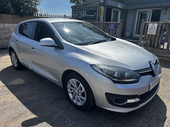 Used Renault Megane 2015 for sale - 79471047: Photo