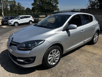 Used Renault Megane 2015 for sale - 79471047: Photo