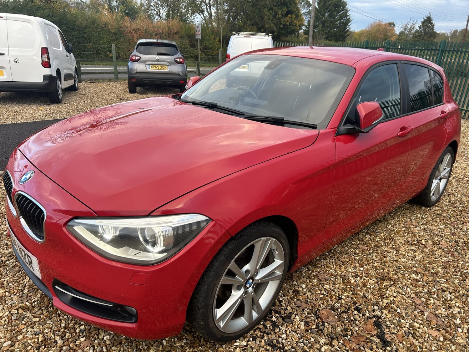 Used BMW 1 Series 2014 for sale - 76313910: Photo 2