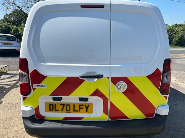 Used Vauxhall Combo 2020 for sale - 75690045: Photo 8