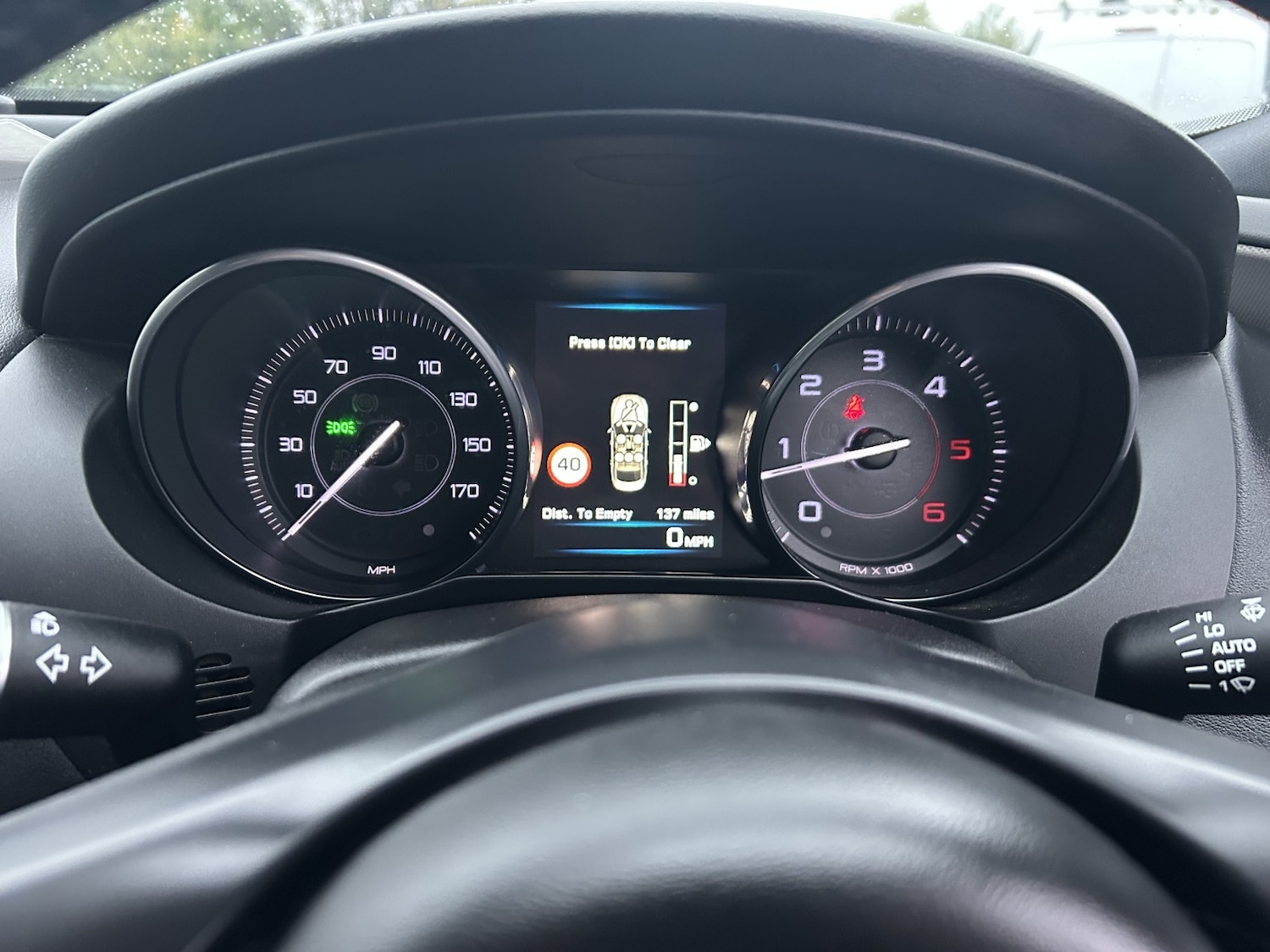 Used Jaguar XE 2015 for sale - 76128913: Photo 4