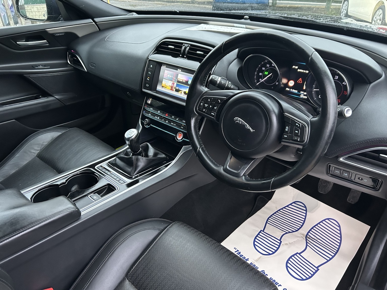 Used Jaguar XE 2015 for sale - 76128913: Photo 5