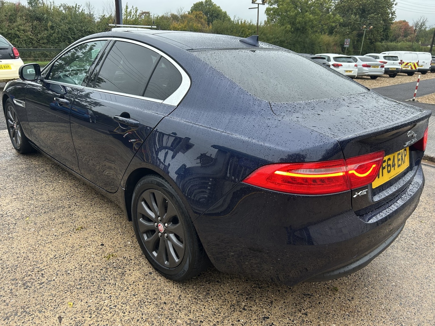 Used Jaguar XE 2015 for sale - 76128913: Photo 7