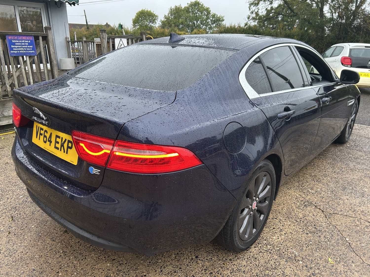 Used Jaguar XE 2015 for sale - 76128913: Photo 9
