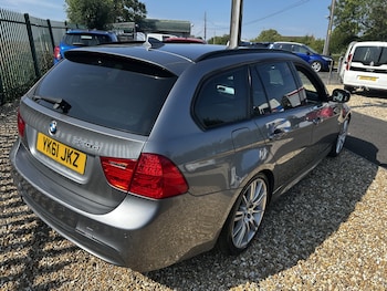Used BMW 3 Series 2011 for sale - 79184217: Photo