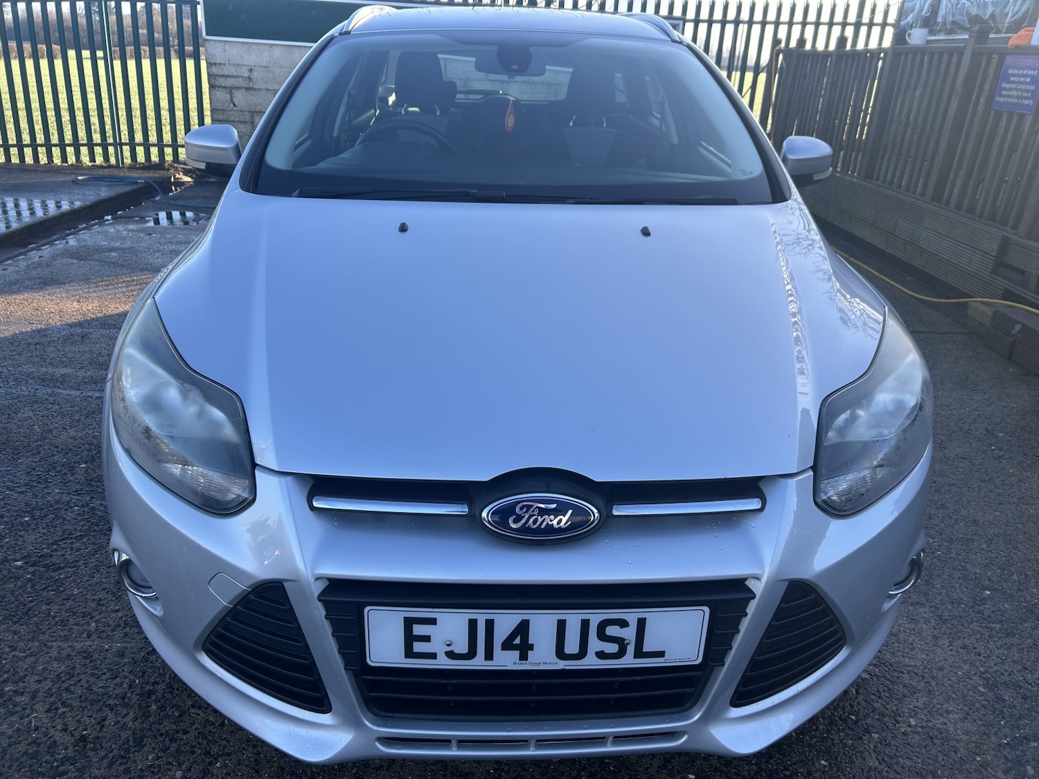 Used Ford Focus 2014 for sale - 76482900: Photo 2