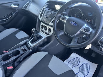 Used Ford Focus 2014 for sale - 76482900: Photo