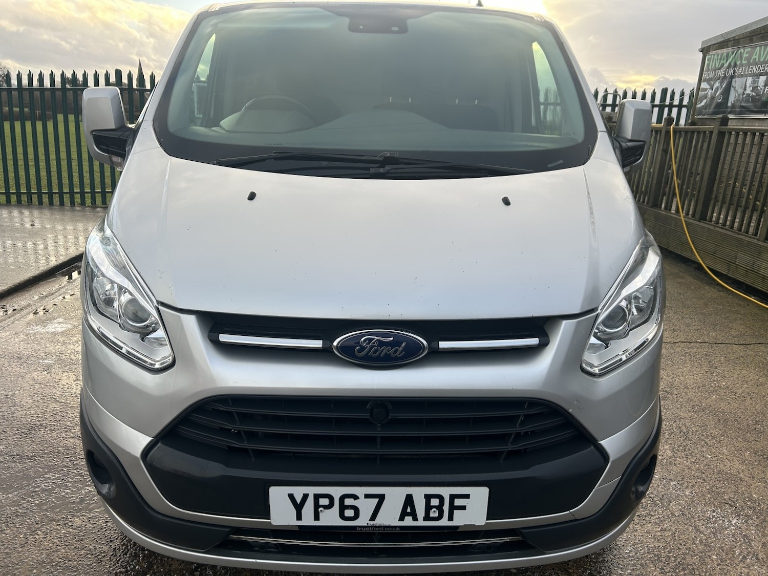 Used Ford Transit Custom 2017 for sale - 77251295: Photo 2