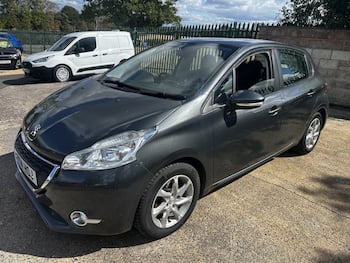 Used Peugeot 208 2014 for sale - 79792642: Photo