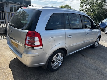 Used Vauxhall Zafira 2010 for sale - 79352713: Photo