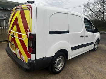 Used Peugeot Partner 2018 for sale - 78045704: Photo