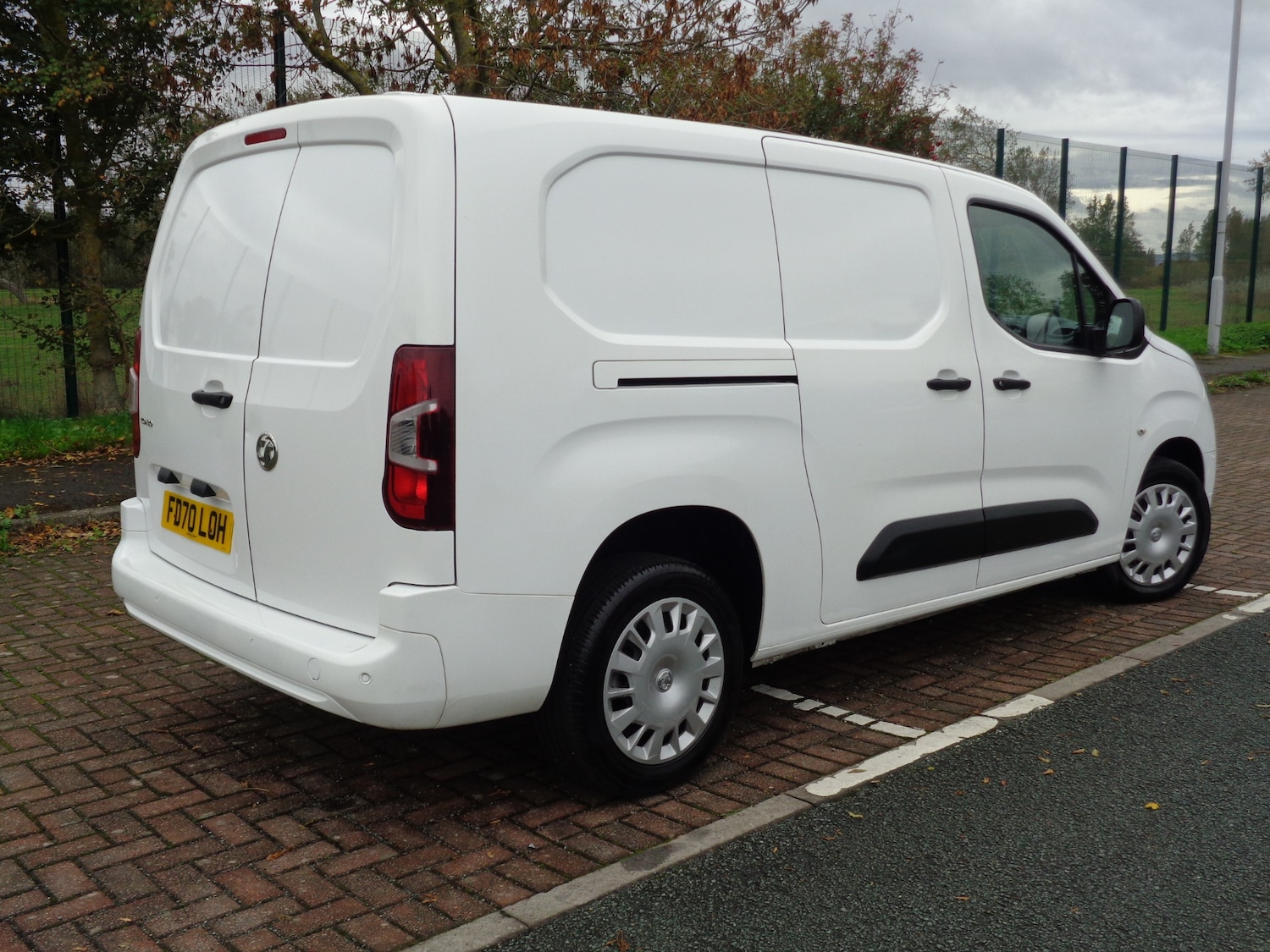 Used Vauxhall Combo 2020 for sale - 76157005: Photo 3