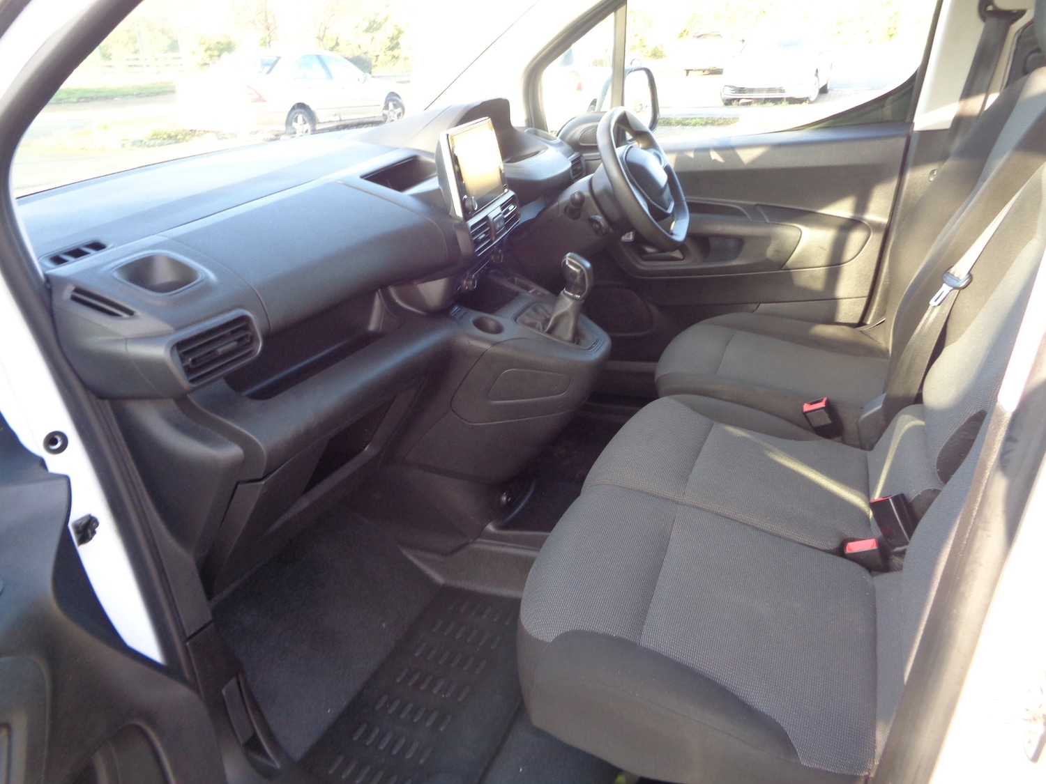 Used Peugeot Partner 2021 for sale - 77245543: Photo 11