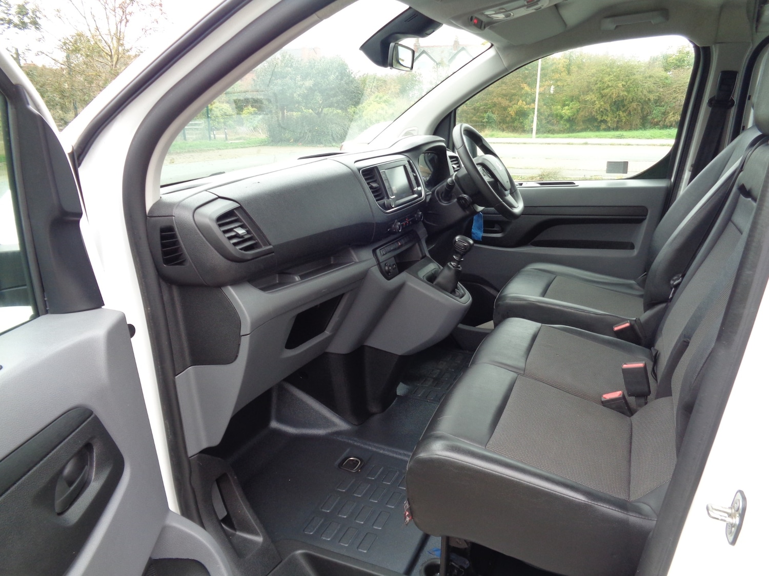 Used Peugeot Expert 2020 for sale - 76232138: Photo 23