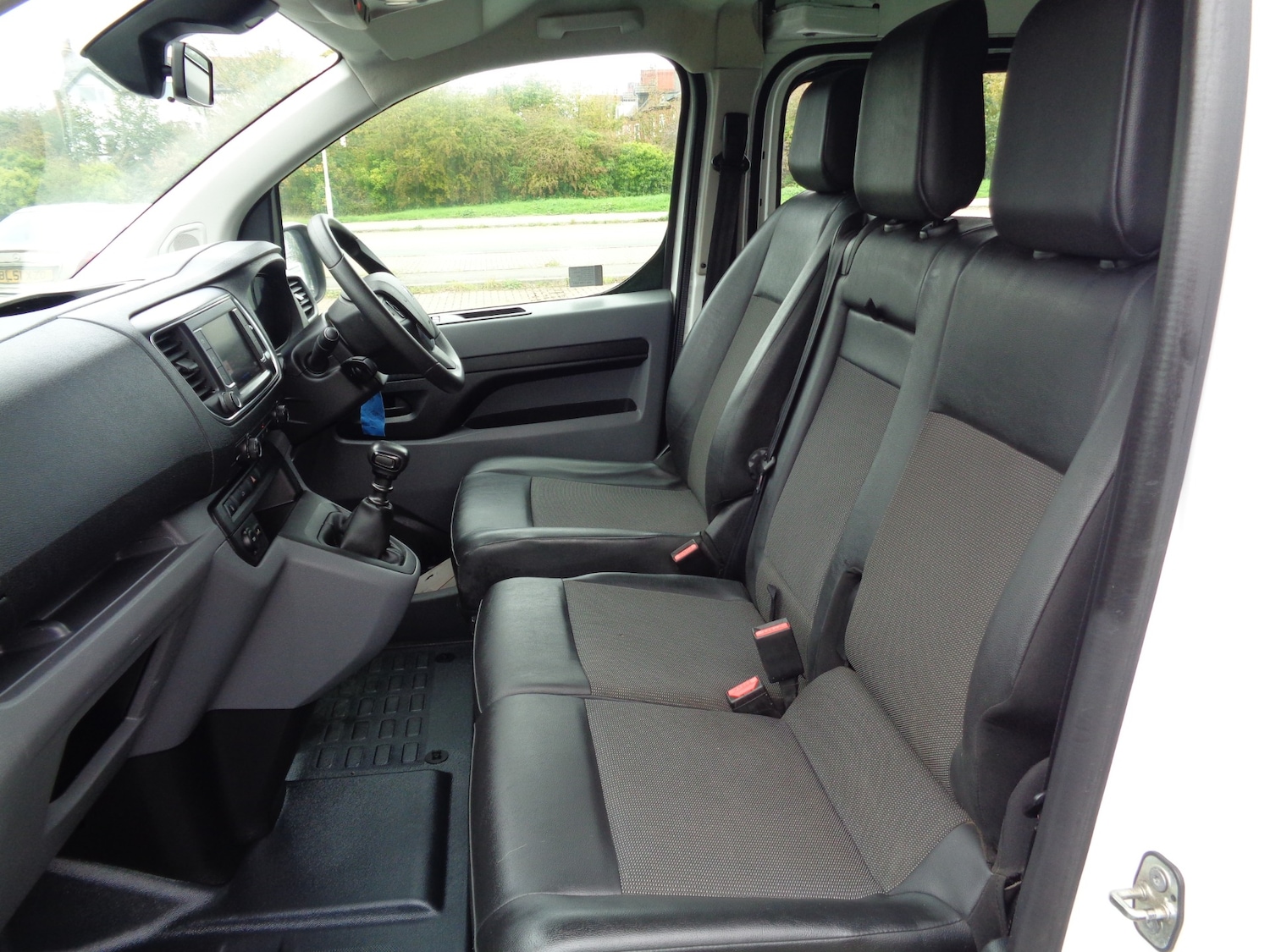 Used Peugeot Expert 2020 for sale - 76232138: Photo 24