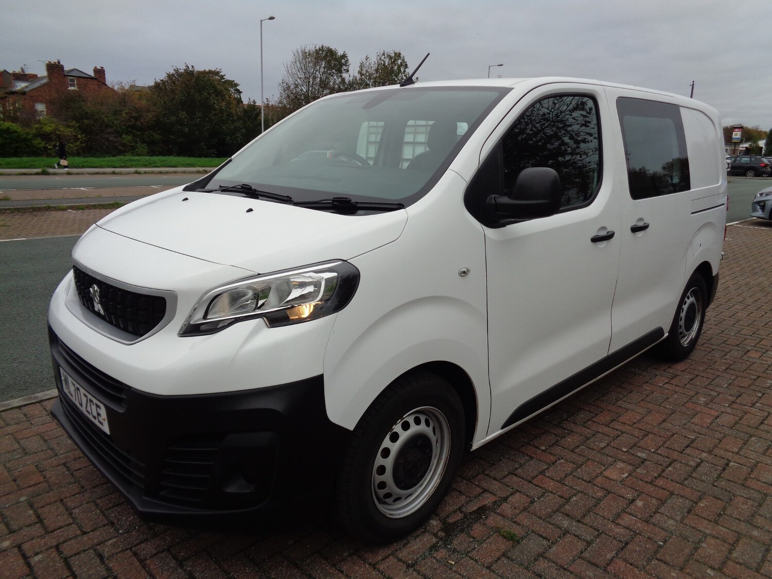 Used Peugeot Expert 2020 for sale - 76232138: Photo 9