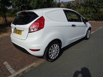 Used Ford Fiesta 2016 for sale - 79228488: Photo