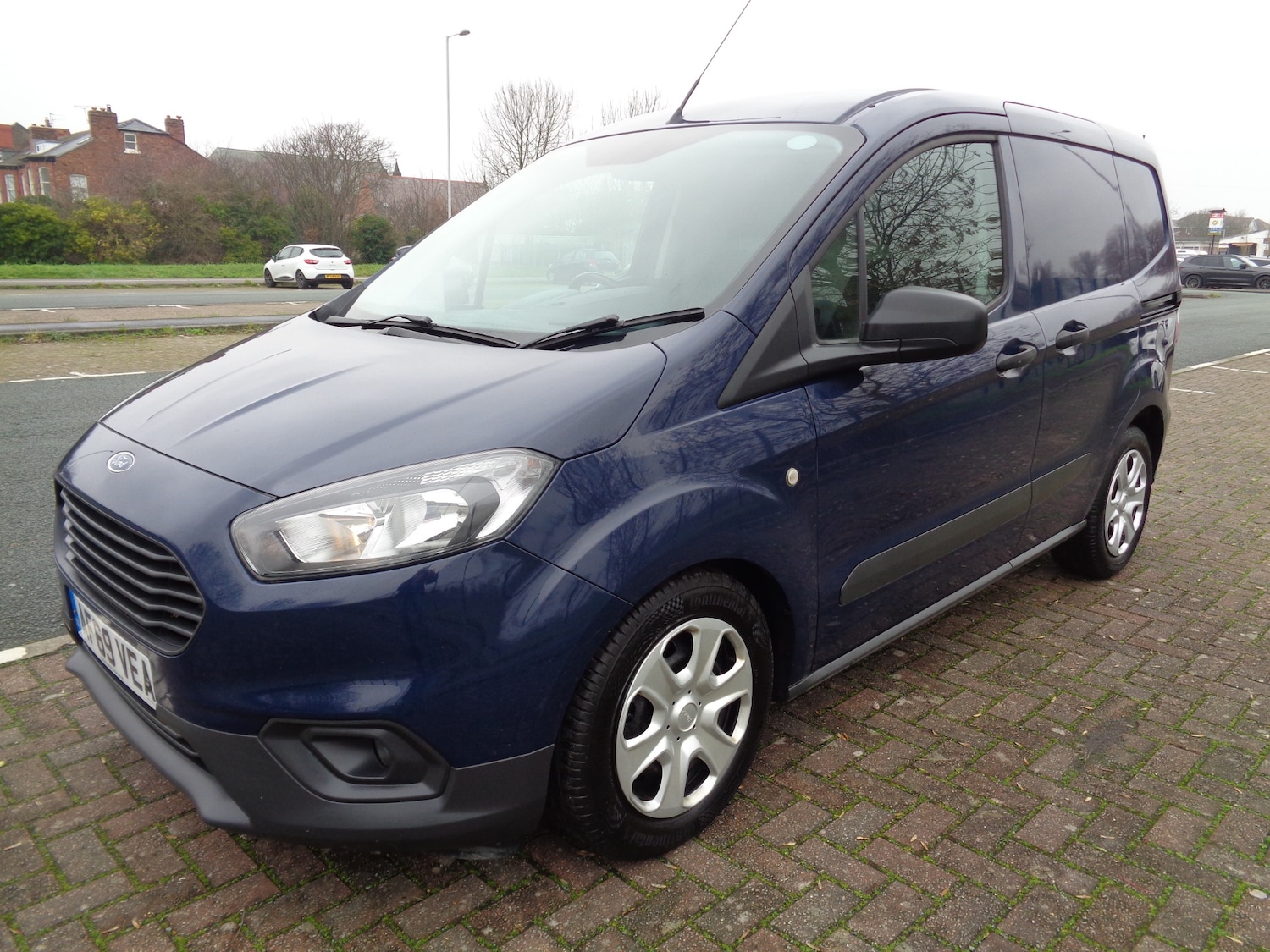 Used Ford Transit Courier 2019 for sale - 77502732: Photo 2