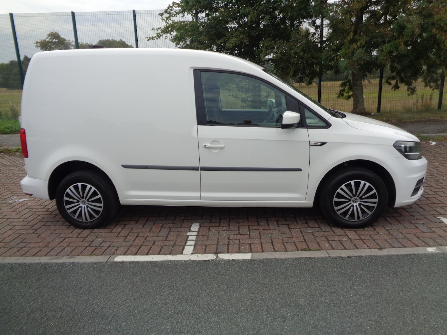 Used Volkswagen Caddy 2019 for sale - 76780063: Photo 9