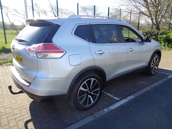 Used Nissan X-Trail 2016 for sale - 78149650: Photo