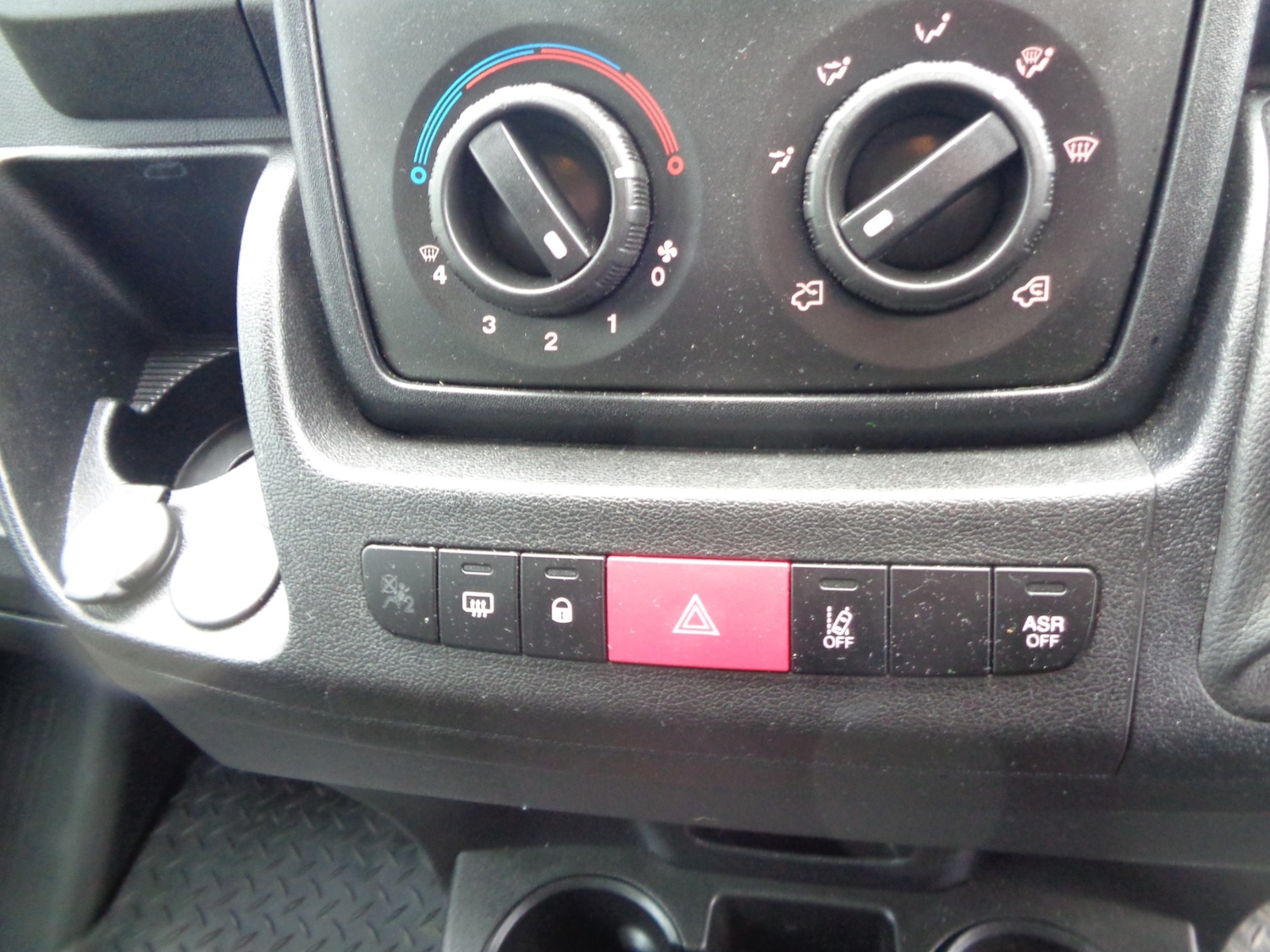 Used Peugeot Boxer 2017 for sale - 77678721: Photo 16