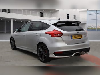 Used Ford Focus 2017 for sale - 76256226: Photo