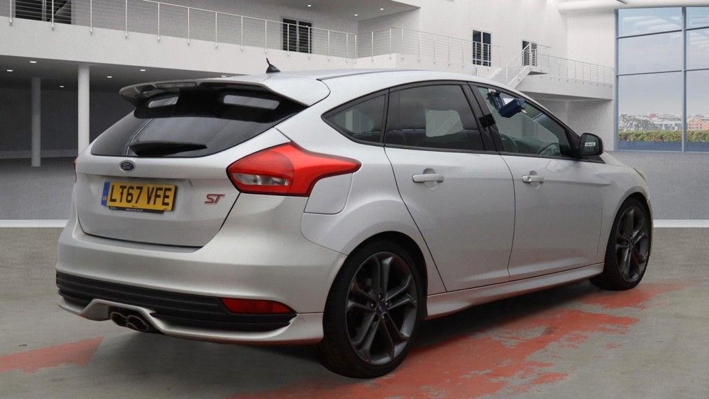 Used Ford Focus 2017 for sale - 76256226: Photo 4