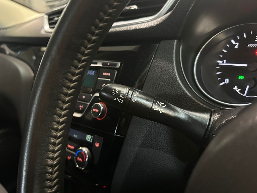 Used Nissan Qashqai 2018 for sale - 76010455: Photo 28