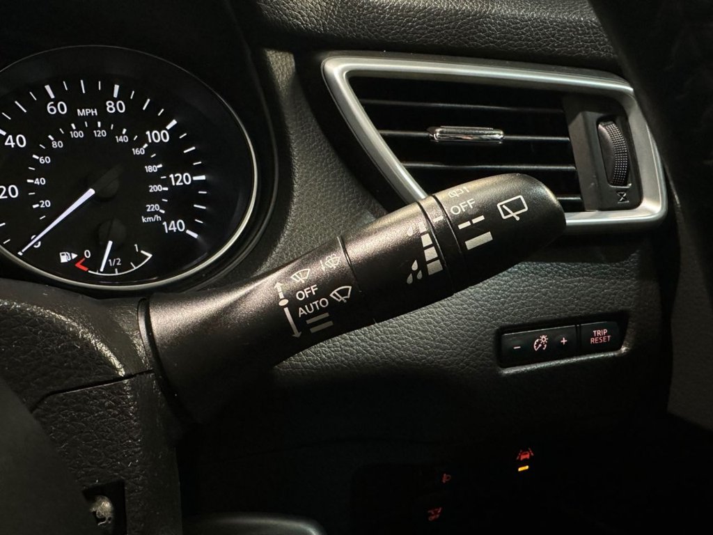 Used Nissan Qashqai 2018 for sale - 76010455: Photo 30